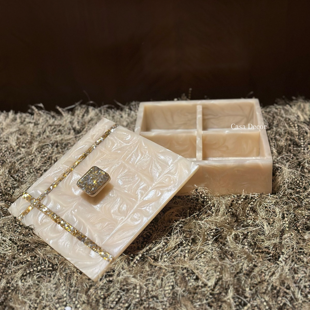 Return Favour (Bundle Offer): Resin Glitter Knob Box