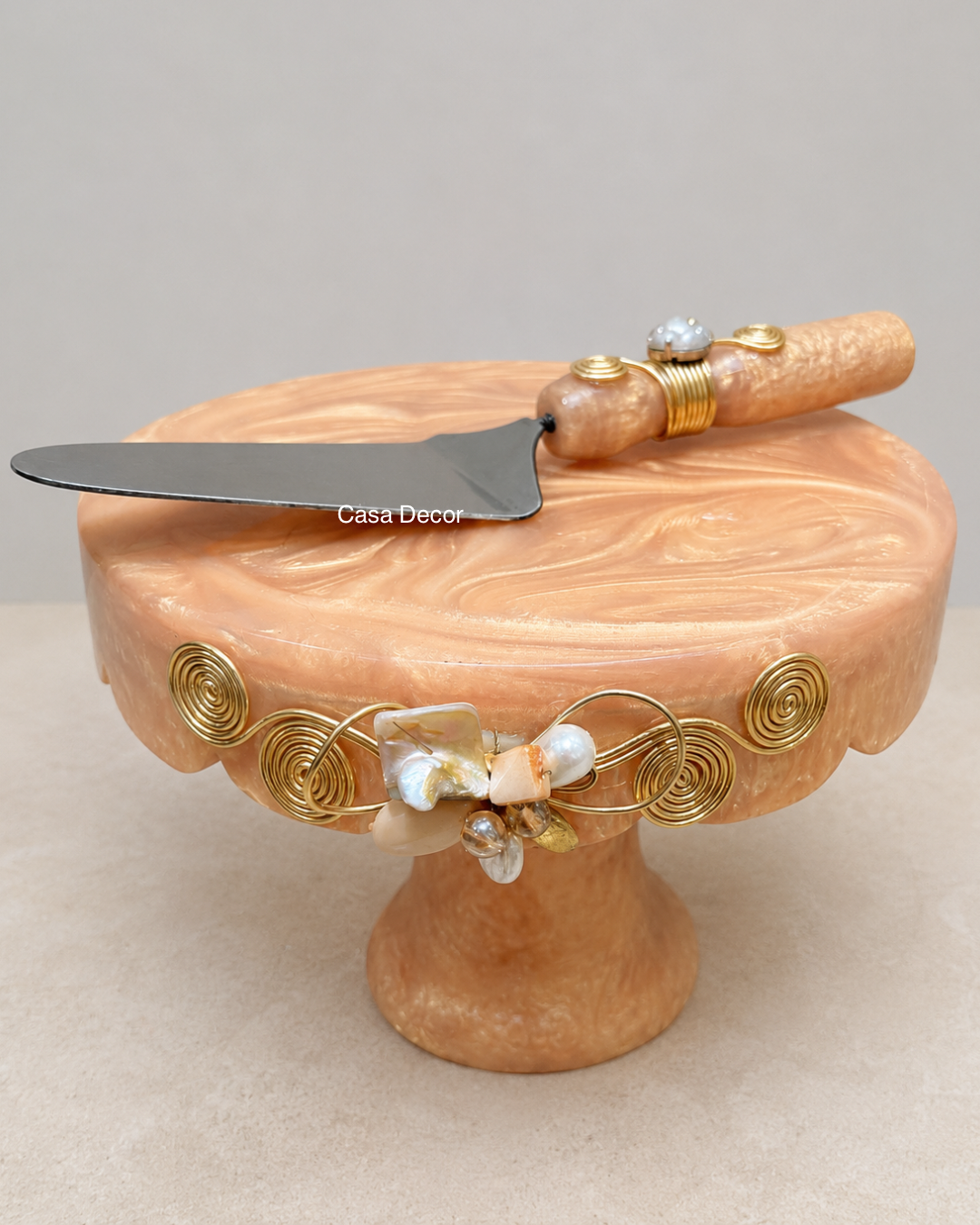 Pink Resin Cake Stand with Spatula