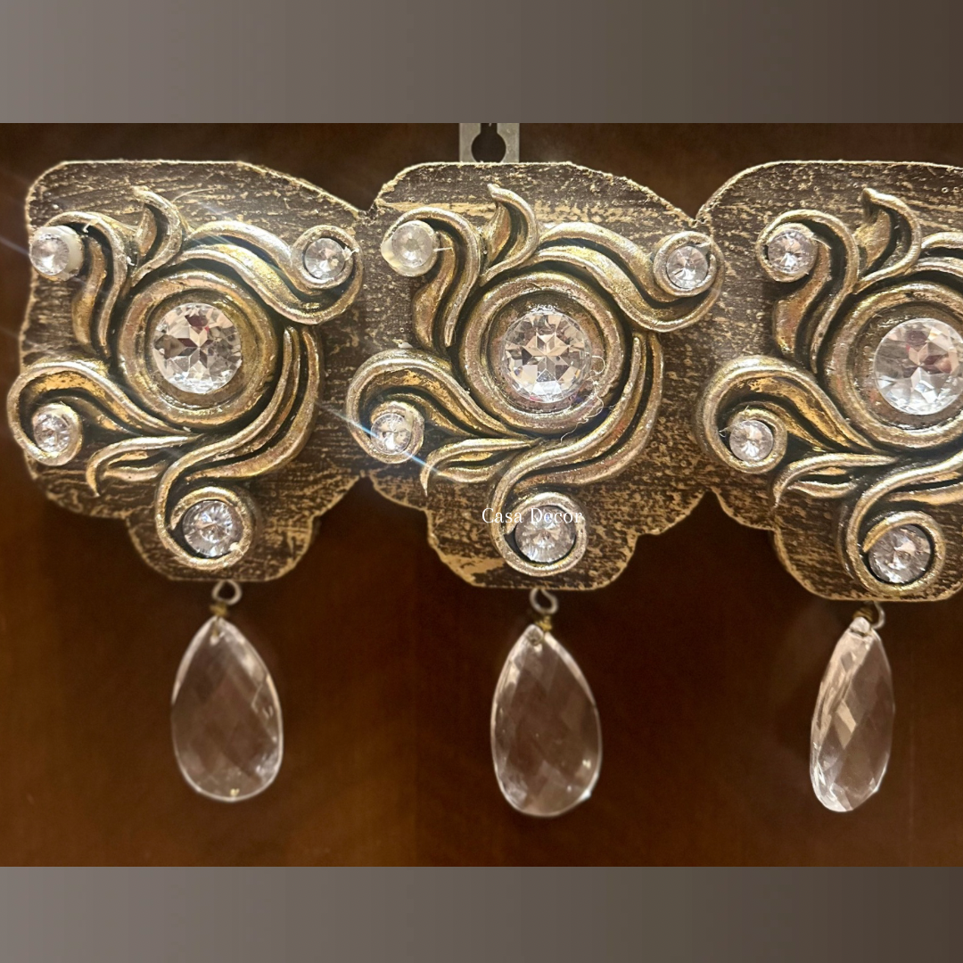 Antique Crystal Bandhanwar