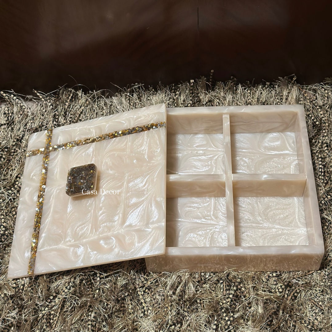 Return Favour (Bundle Offer): Resin Glitter Knob Box