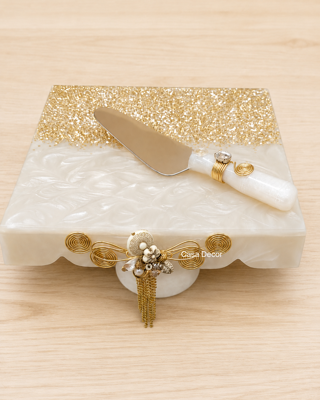 Resin Embellished Half Glitter Cake Stand